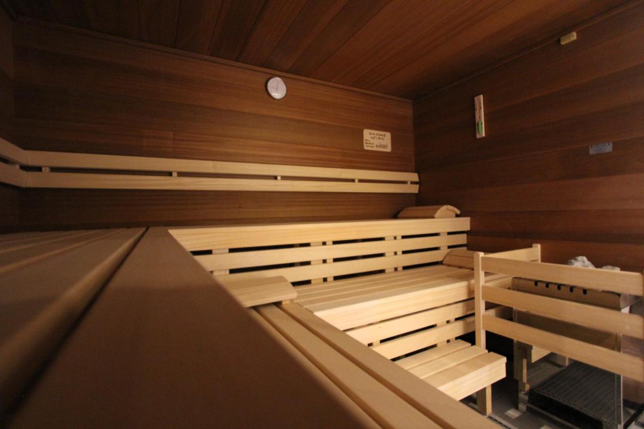 Hotel Wemperhardt Екстериор снимка