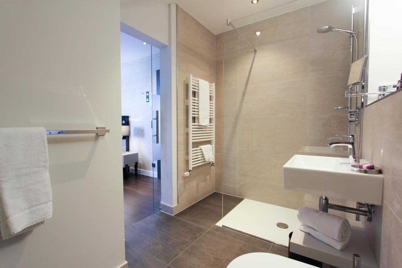 Hotel Wemperhardt Екстериор снимка