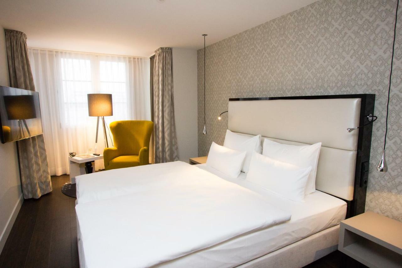 Hotel Wemperhardt Екстериор снимка