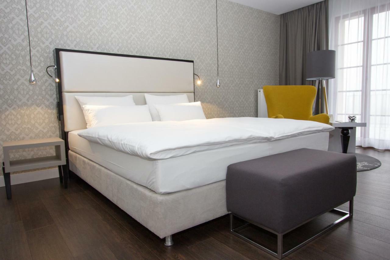 Hotel Wemperhardt Екстериор снимка